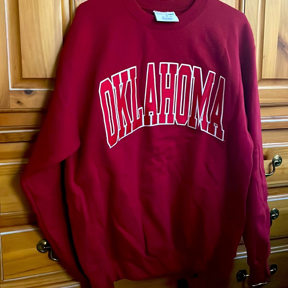 OU collegiate sweatshirt